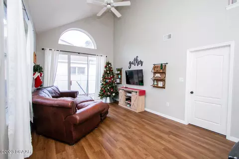 543 Lake Bridge Dr, Ormond Beach, FL 32174 photo 10