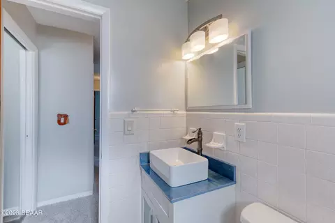 Bath - 64 Berkley Rd, Ormond Beach, FL 32176 photo 3 of 4