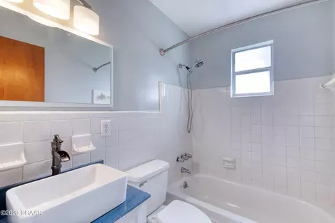 Bath - 64 Berkley Rd, Ormond Beach, FL 32176 photo 4 of 4