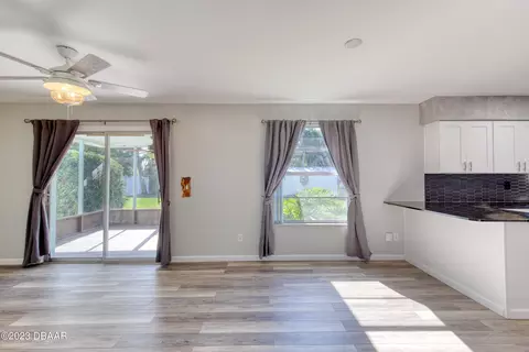 Living - 64 Berkley Rd, Ormond Beach, FL 32176 photo 6 of 8