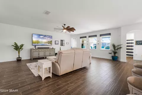 2868 Monaghan Dr, Ormond Beach, FL 32174 photo 5