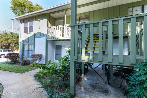840 Center Ave #56, Holly Hill, FL 32117