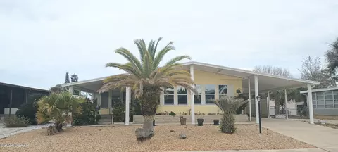 725 Casper Ave, Port Orange, FL 32129