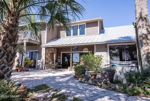 1202 N Peninsula Ave, New Smyrna Beach, FL 32169