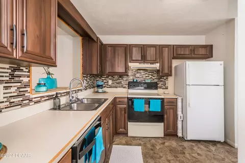 210 Lemon Tree Ln #210E, Ormond Beach, FL 32174 photo 4