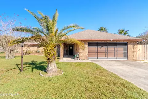 2 Blakeport Ln, Palm Coast, FL 32137