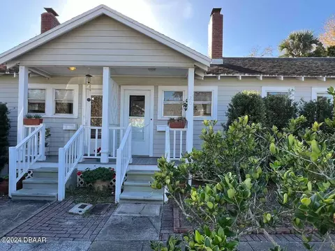 700 Magnolia St, New Smyrna Beach, FL 32168