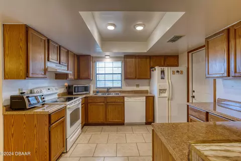 2304 Yule Tree Dr, Edgewater, FL 32141 photo 15