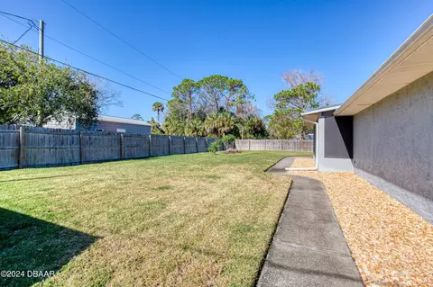 2304 Yule Tree Dr, Edgewater, FL 32141 photo 31
