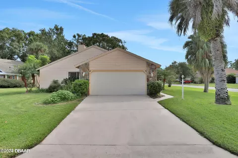 117 White Heron Dr, Daytona Beach, FL 32119
