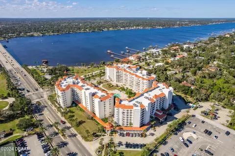 1 John Anderson Dr #403, Ormond Beach, FL 32176