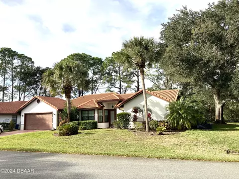 145 Sea Hawk Dr, Daytona Beach, FL 32119