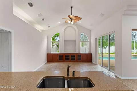 2 Eagle Pl, Palm Coast, FL 32164 photo 2
