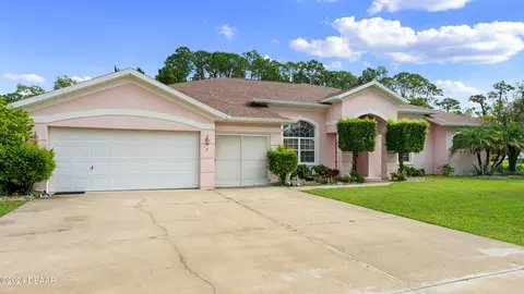 2 Eagle Pl, Palm Coast, FL 32164