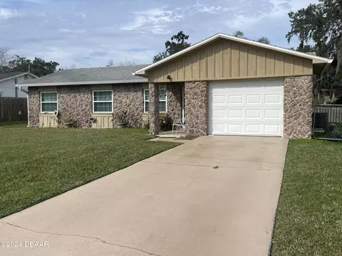 57 Laurel Oaks Cir, Ormond Beach, FL 32174