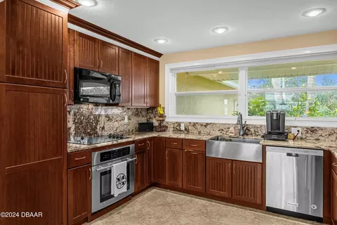 18 Cameo Cir, Ormond Beach, FL 32174 photo 12