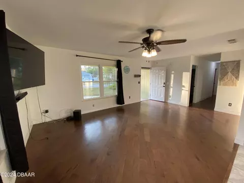 2309 India Palm Dr, Edgewater, FL 32141 photo 9