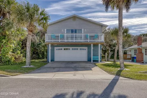 435 Cedar Ave, New Smyrna Beach, FL 32169