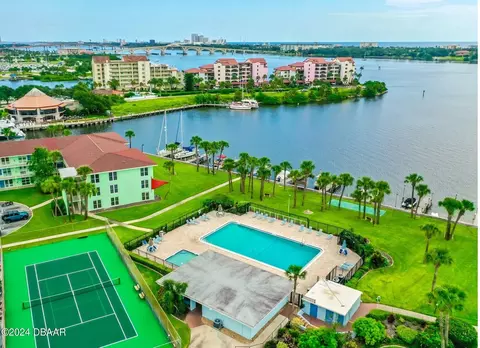 715 S Beach St #201D, Daytona Beach, FL 32114