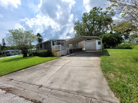 135 Cedar St, Edgewater, FL 32141