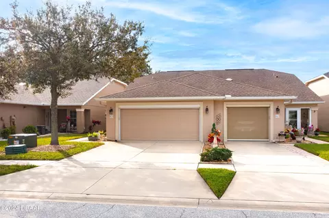 1625 Areca Palm Dr, Port Orange, FL 32128