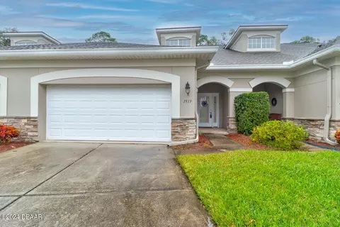 1919 Turnbull Lakes Dr, New Smyrna Beach, FL 32168