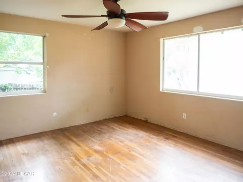 Bedroom - 91 N Arbor Dr, Ormond Beach, FL 32174 photo 4 of 4
