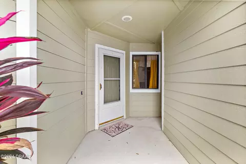 21 Landings Ln, Ormond Beach, FL 32174 photo 2