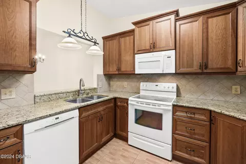 21 Landings Ln, Ormond Beach, FL 32174 photo 13