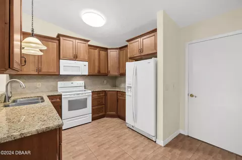 21 Landings Ln, Ormond Beach, FL 32174 photo 16