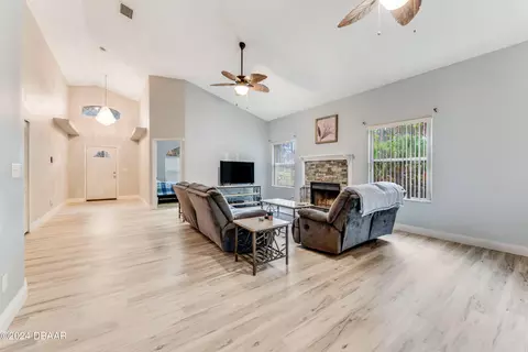804 Golf Ave, Ormond Beach, FL 32174 photo 4