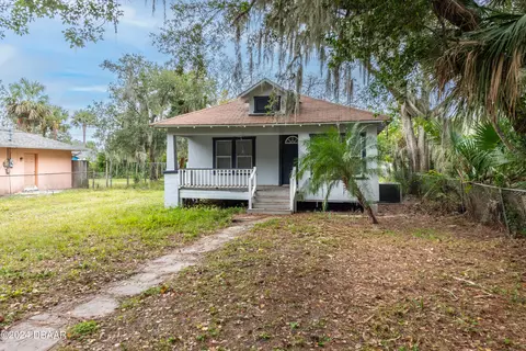 468 Sheldon St, New Smyrna Beach, FL 32168