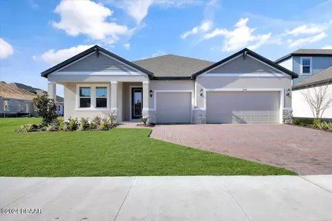 1046 Scramble Dr, Daytona Beach, FL 32124