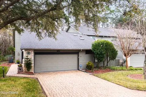 214 Deer Lake Cir, Ormond Beach, FL 32174