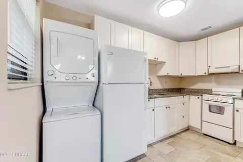195 Cardinal Dr #B, Ormond Beach, FL 32176 photo 6
