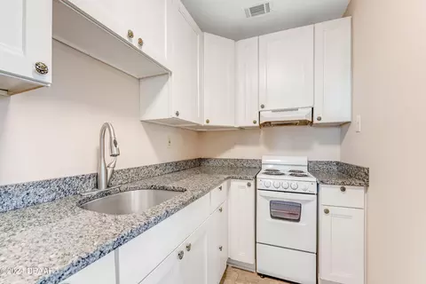 195 Cardinal Dr #B, Ormond Beach, FL 32176 photo 8