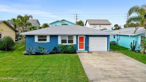 4006 Cardinal Blvd, Port Orange, FL 32127