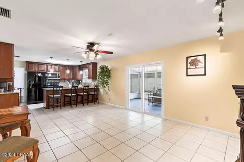 7 E Sovereign Ln, Ormond Beach, FL 32176 photo 8