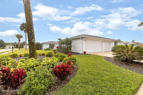 7 E Sovereign Ln, Ormond Beach, FL 32176 photo 5
