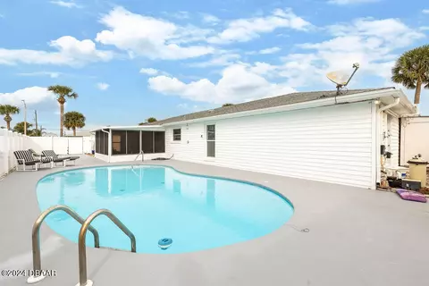 7 E Sovereign Ln, Ormond Beach, FL 32176 photo 7