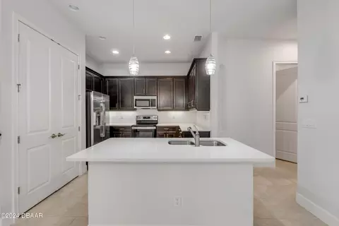 842 Pinewood Dr, Ormond Beach, FL 32174 photo 9