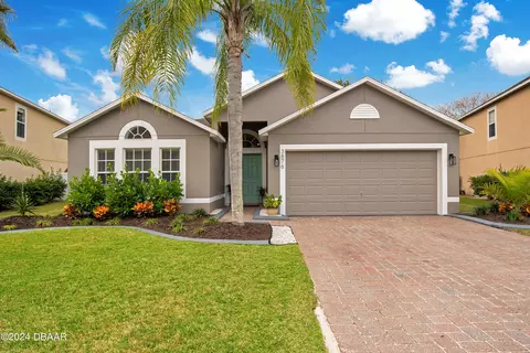 3876 Sunset Cove Dr, Port Orange, FL 32129