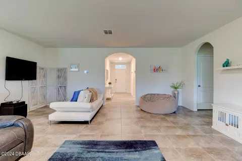 207 Sunset Point Dr, Ormond Beach, FL 32174 photo 3