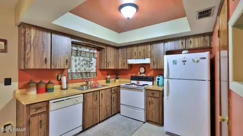 64 Pine Trl, Ormond Beach, FL 32174 photo 9