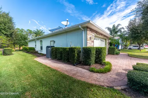 33 Chrysanthemum Dr, Ormond Beach, FL 32174 photo 3