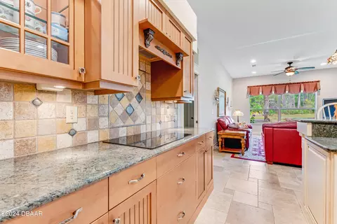 33 Chrysanthemum Dr, Ormond Beach, FL 32174 photo 17
