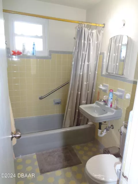 33 Ocean Shore Dr, Ormond Beach, FL 32176 photo 5