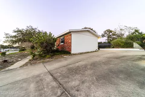 659 N Halifax Dr, Ormond Beach, FL 32176 photo 37