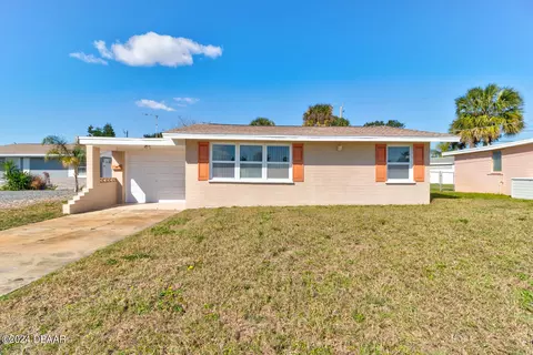 37 Poinsettia Dr, Ormond Beach, FL 32176