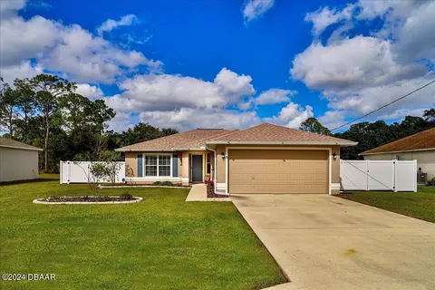 5 Phoenix Ln, Palm Coast, FL 32164